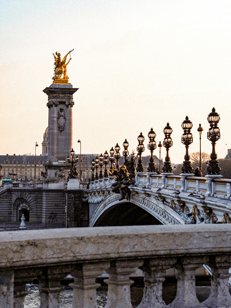 Paseos por el Rio Sena de Paris. Puente Alejandro III