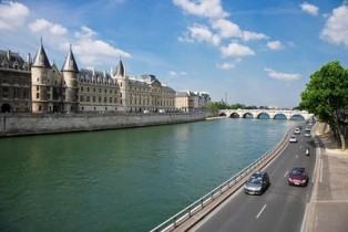 C:\Users\Pablo\AppData\Local\Microsoft\Windows\Temporary Internet Files\Content.Word\historia-de-paris-rio-sena.jpg