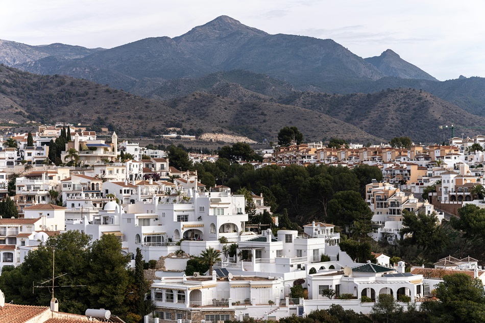 Pueblito blanco típico andaluz